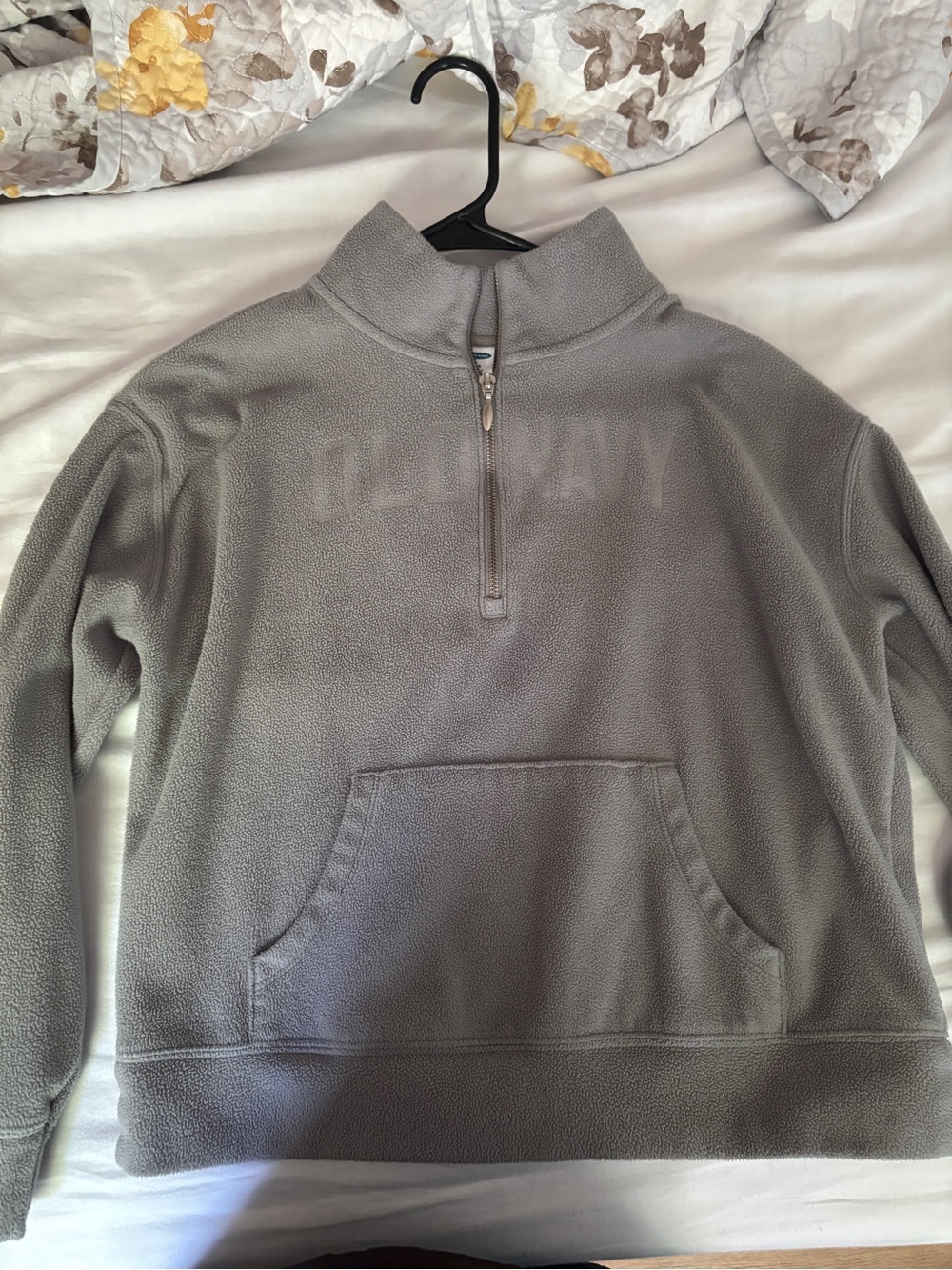 Old Navy Light Gray Textured Fleece Pullover